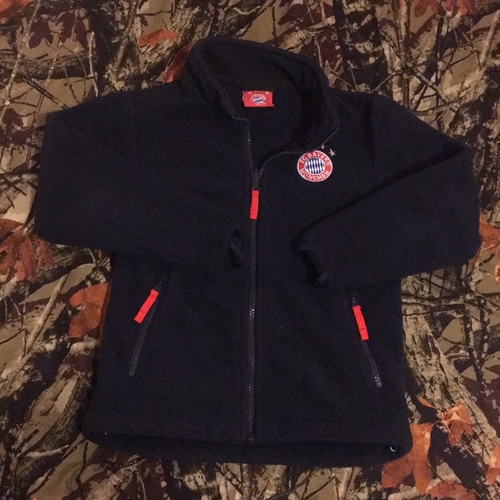 FC Bayern Munchen Fleece Zip Up Size 7 Boys