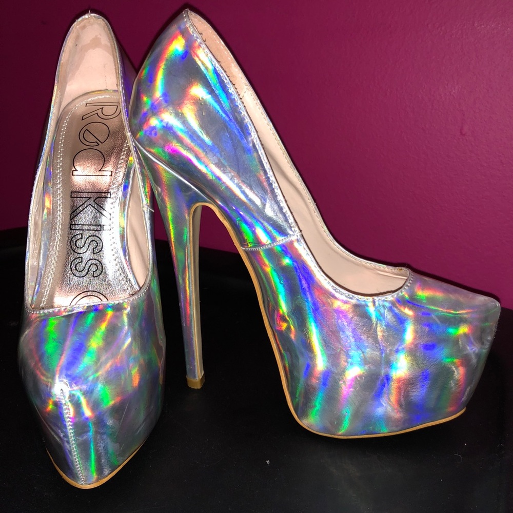 Red Kiss Girl Girly Girl Holographic Pumps