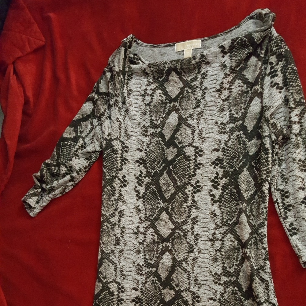 Michael Kors Fitted dress. Never worn.