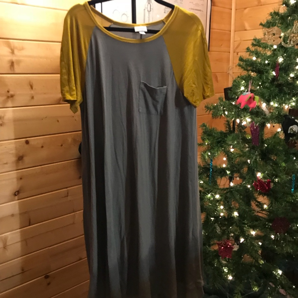 Lularoe Carly