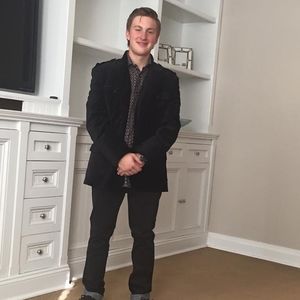 Meet your Posher, Jackson