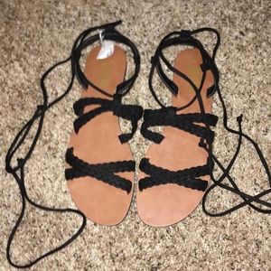 Black flats perfect for summer!!