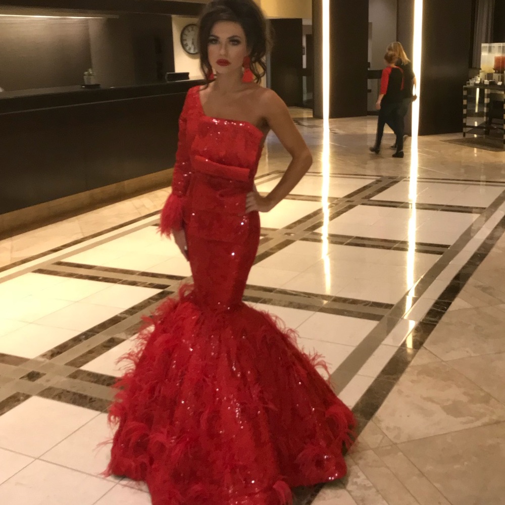 Custom gown aldofo Sanchez designer in Los Angeles