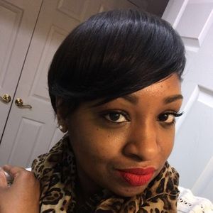 Meet your Posher, Kimberly