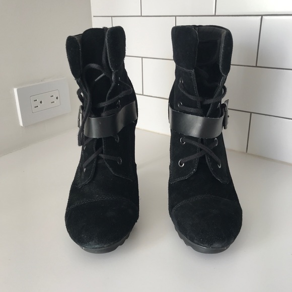 Black guess stiletto booties - Picture 3 of 8