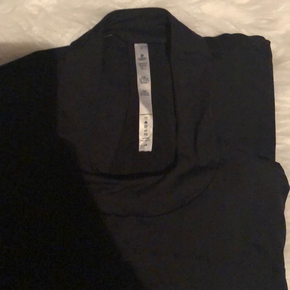 🧘🏼‍♀️Lulu Lemon Mesh and Spandex Halter🧘🏼‍♀️ - Picture 4 of 4