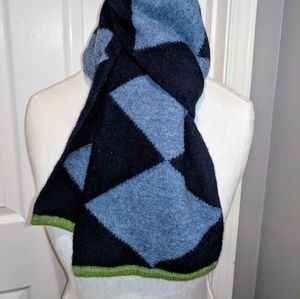 The Gap Scarf