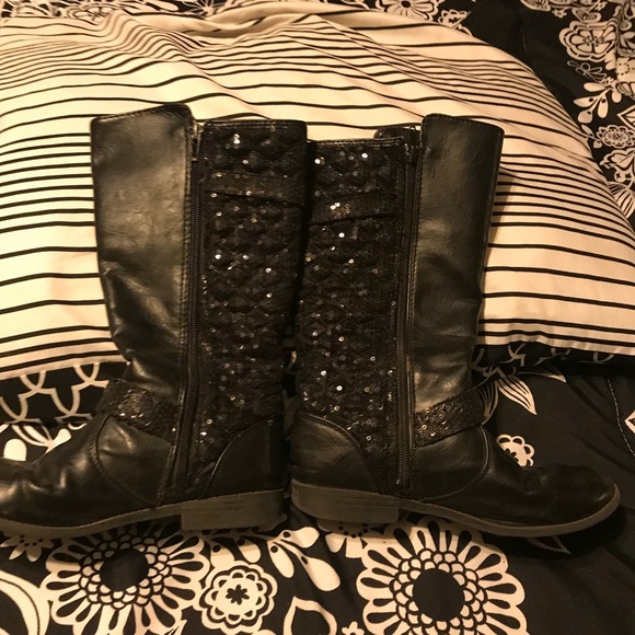 Girls Justice Boots size 4 - Picture 2 of 3