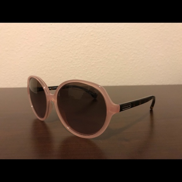 Coach Sunglasses - Picture 4 of 7
