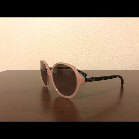 Coach Sunglasses - Picture 6 of 7