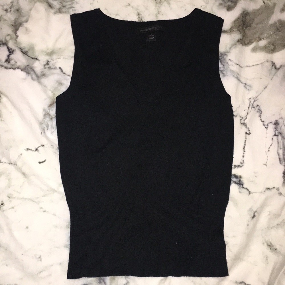 No sleeve sweater
