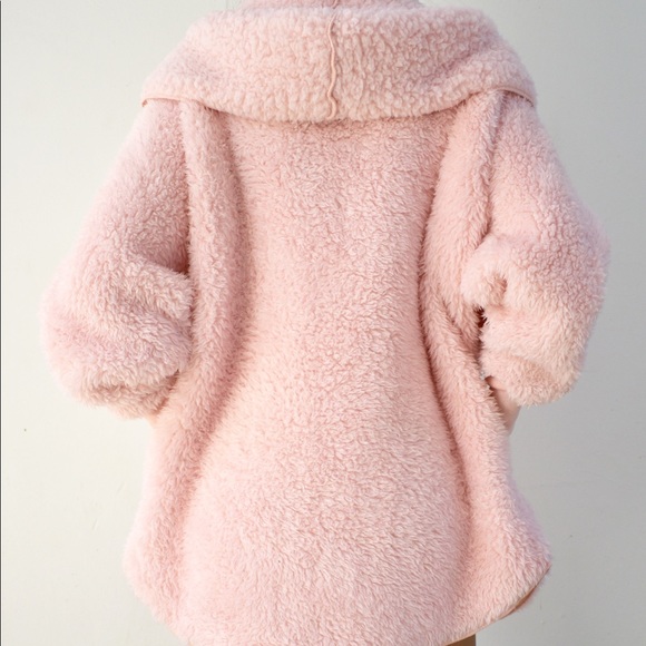 Nordic Beach Fluffy Jacket (Pink) - Picture 3 of 7