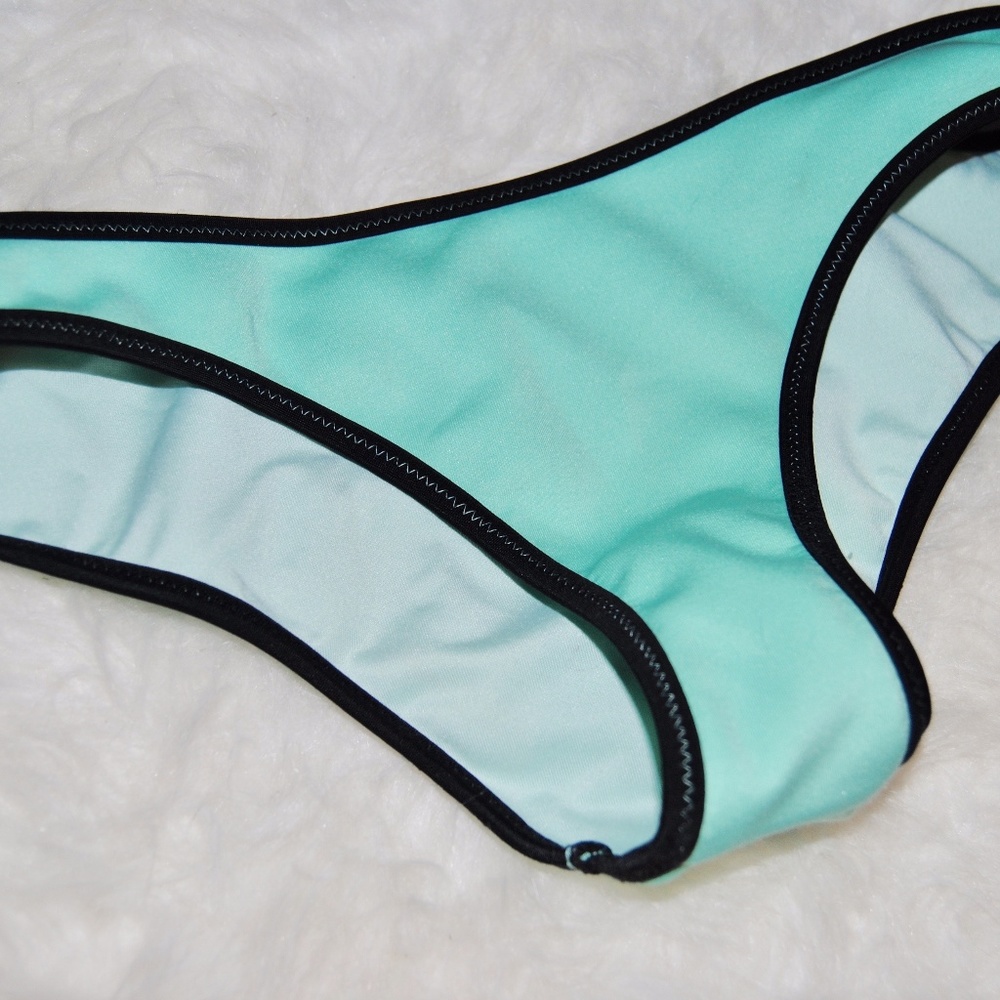 Victoria Secret Aqua Swimsuit Bottom Triangl Style