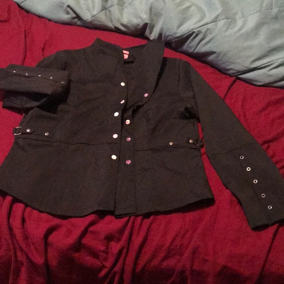 Black down up shirt - Picture 2 of 3