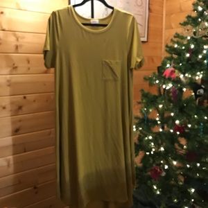 Lularoe Carly - Mustard color - VERY SOFT