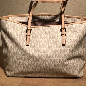Michael Kors Large Jet Setter Tote
