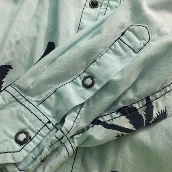 Bar III men's button down blue palm tree shirt - Picture 3 of 4