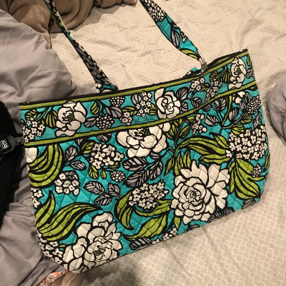 Vera Bradley Bag