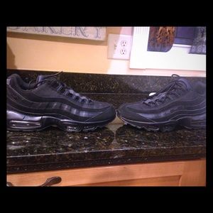 Men's air max 95's 10.5.