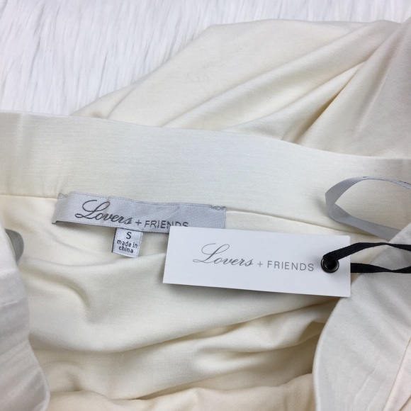 ✨ NWT Lovers + Friends Show Off Mini Skirt - Picture 3 of 4