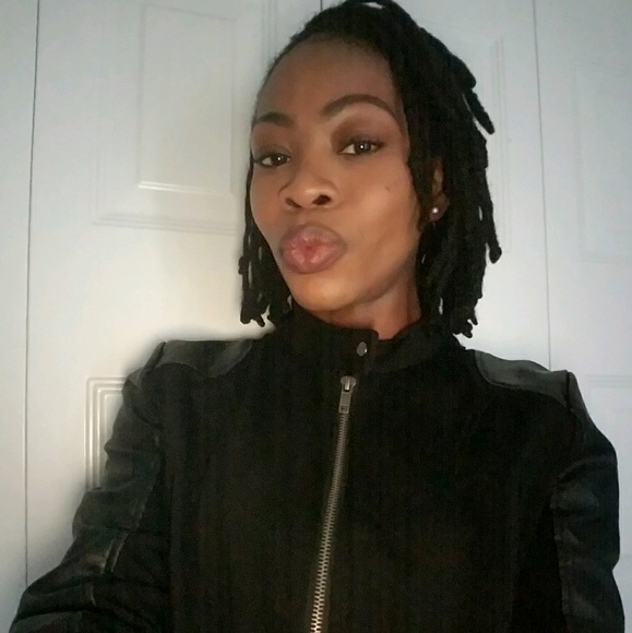 Meet your Posher, Jamicka - Picture 1 of 1