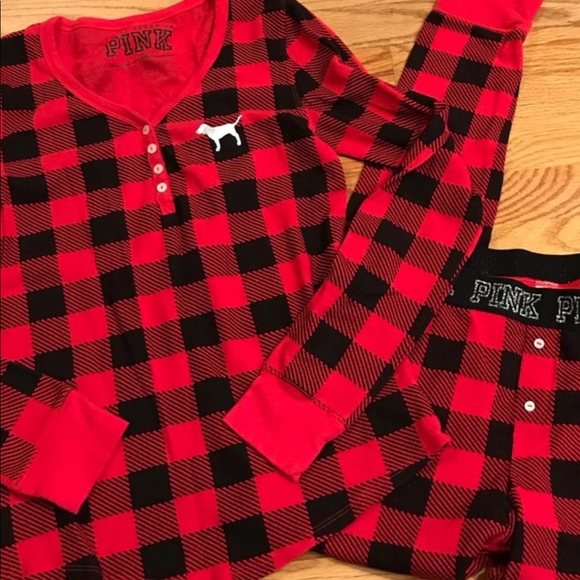 ISO..size md/lg.. please no outrageous prices! - Picture 2 of 3