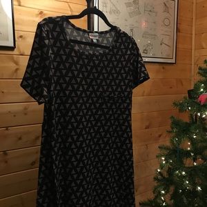 Lularoe Carly - triangles