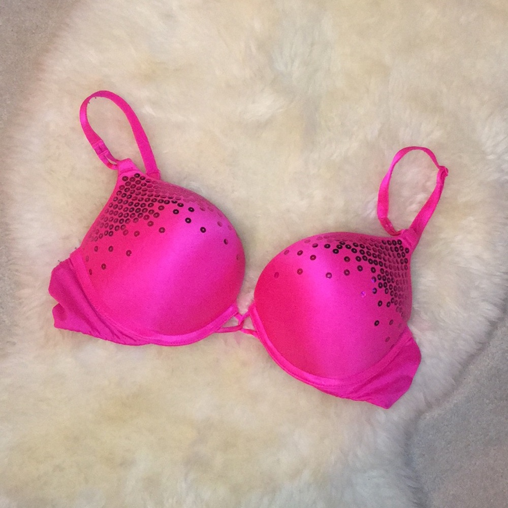 Victoria’s Secret Bombshell Bra