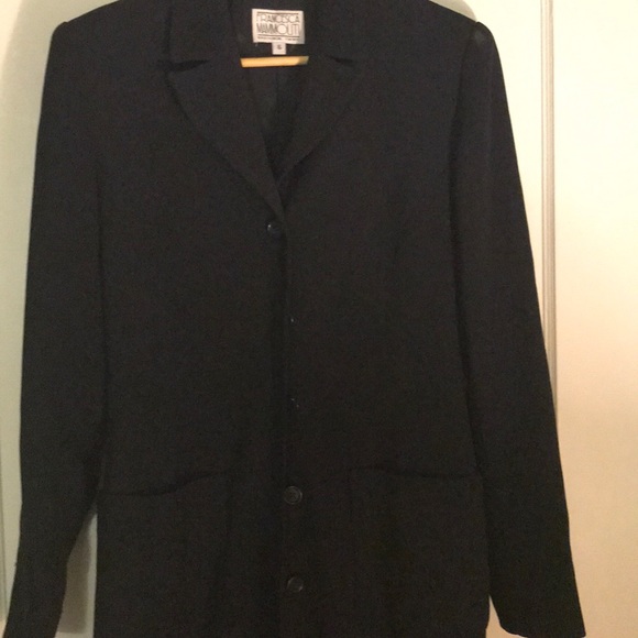 Long black vest from a Canadian designer - Picture 2 of 6