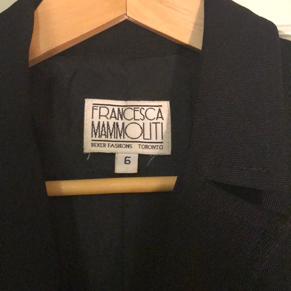 Long black vest from a Canadian designer - Picture 3 of 6