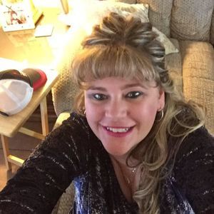 Meet your Posher, Cynthia