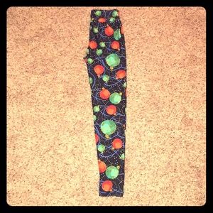 Lularoe one size ornament leggings