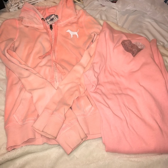 peach sweatsuit