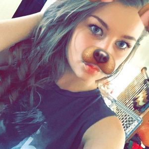 Meet your Posher, Lily