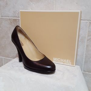Michael Kors Devon pump