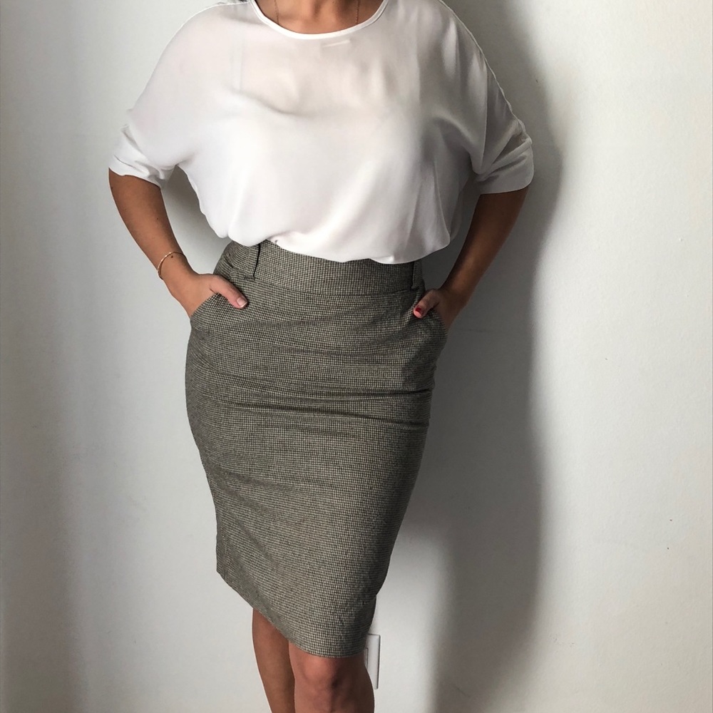 Tweed pencil skirt