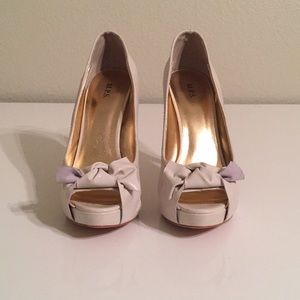 M.P.S Peep-toe Beige Pumps