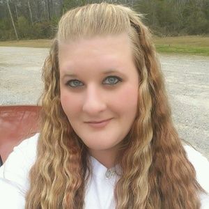 Meet your Posher, Cortney