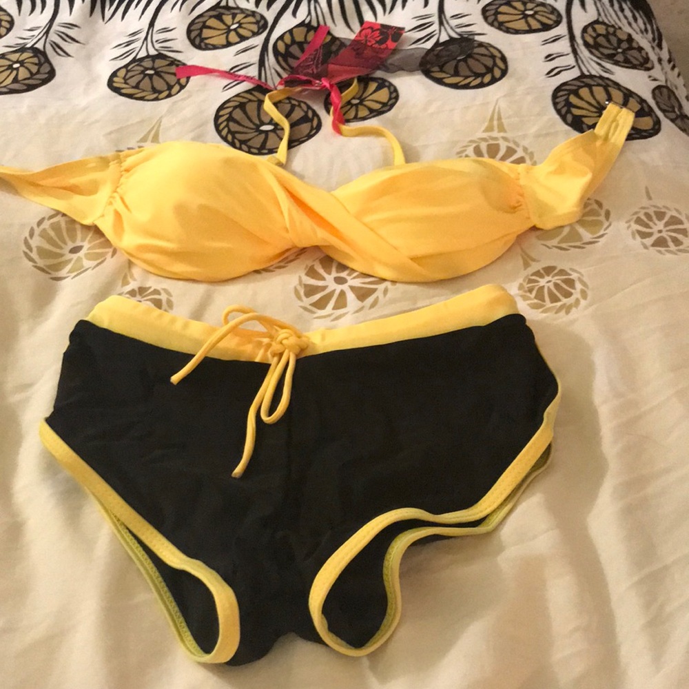 Bathing suit