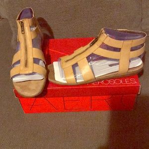 Aerosoles tan sandals