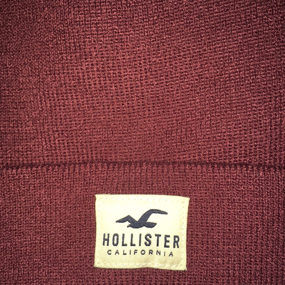 Hollister burgundy beanie