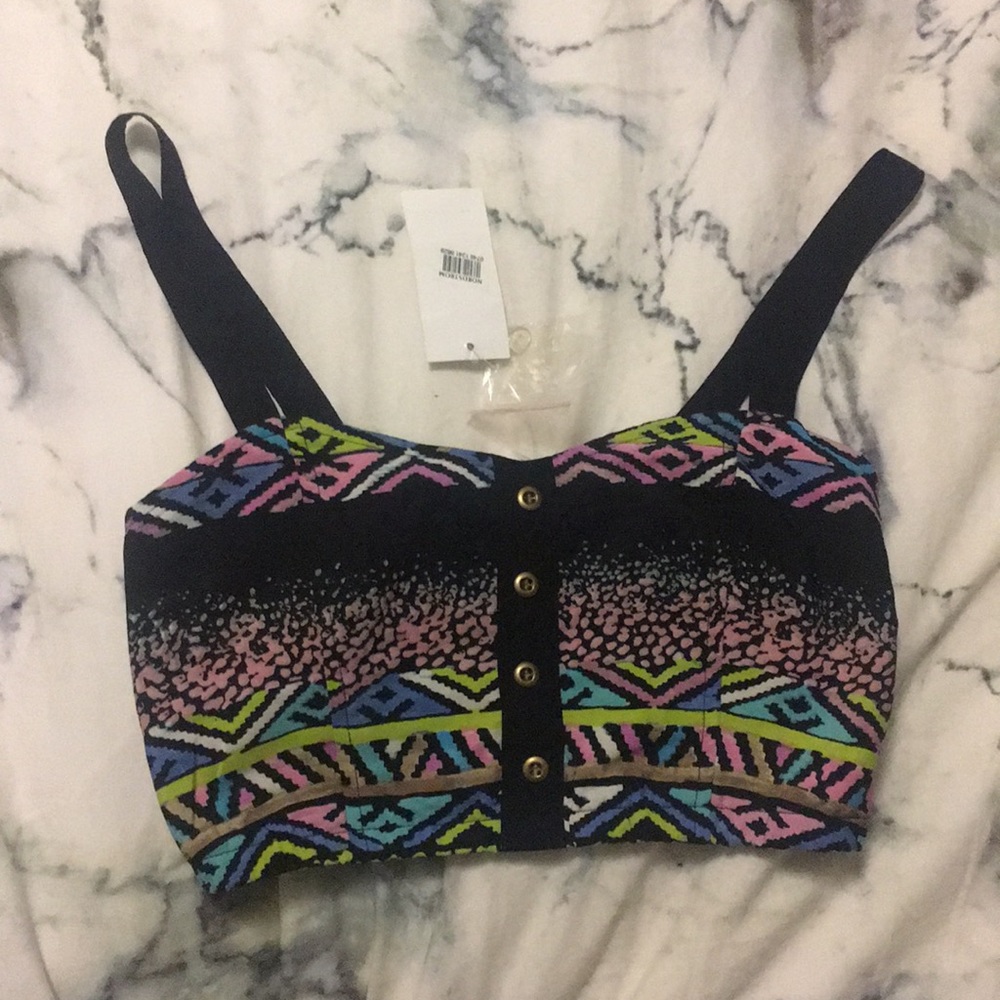 Crop top