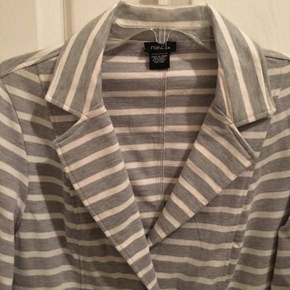 Rue 21 Grey and White Stripe Jacket NWOT - Picture 2 of 4