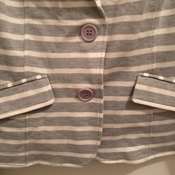 Rue 21 Grey and White Stripe Jacket NWOT - Picture 3 of 4
