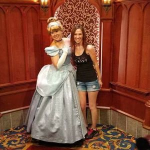 Meet your Posher, Megan