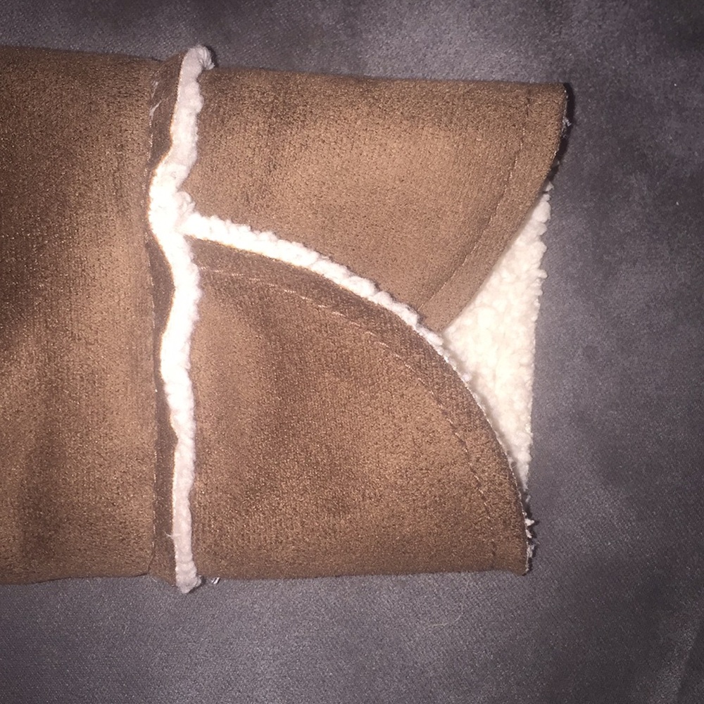 Kid’s Jacket - Picture 6 of 6