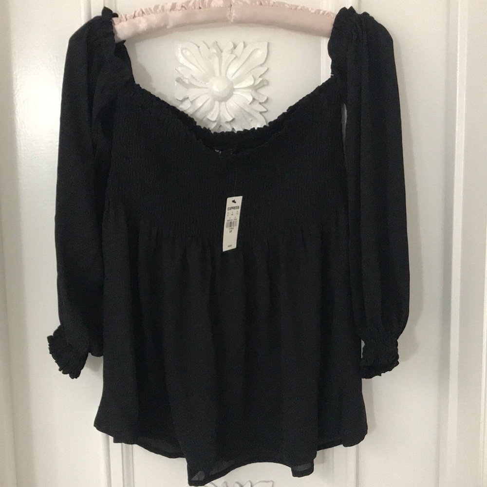 Make an Offer! NWT Express Off the Shoulder Top Sm