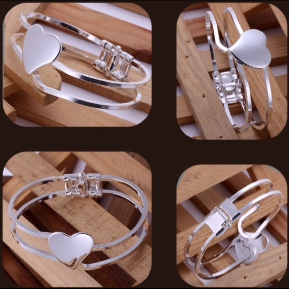 ❤️ SWEETHEART BANGLE ⭐️ (1 Left) - Picture 5 of 5