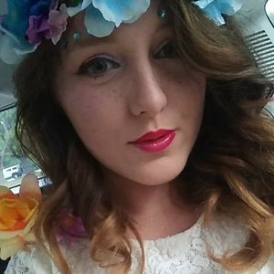 Meet your Posher, Abby