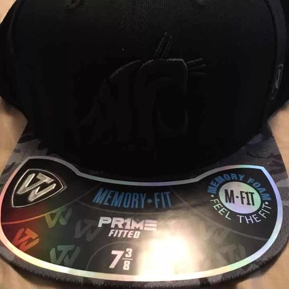 WA State Cougars fitted hat - 7 3/8 - Picture 1 of 4